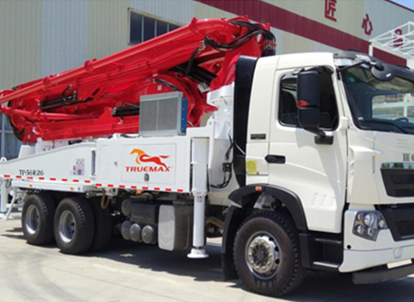 Concrete Truck-Mounted Boom Pump